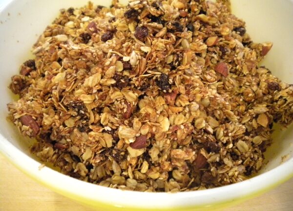 old-fashioned homemade granola | writes4food.com