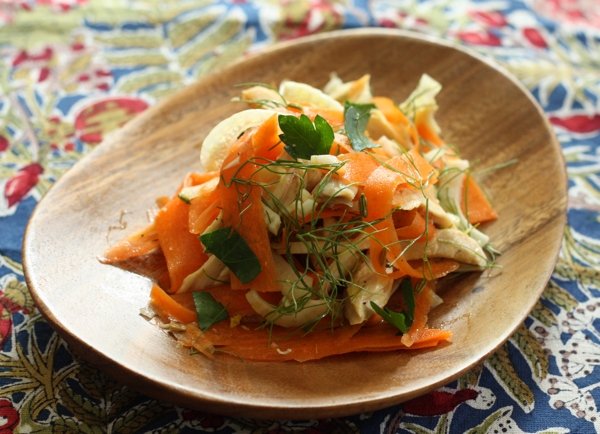 chicken salad with carrot and fennel | writes4food.com