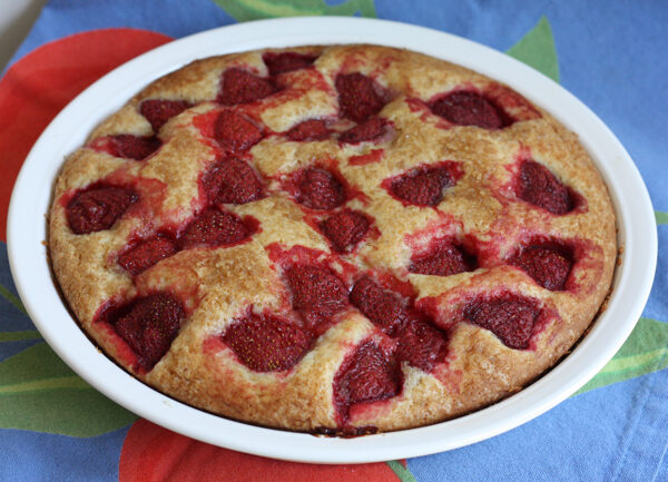 strawberry right-side up cake recipe | writes4food.com