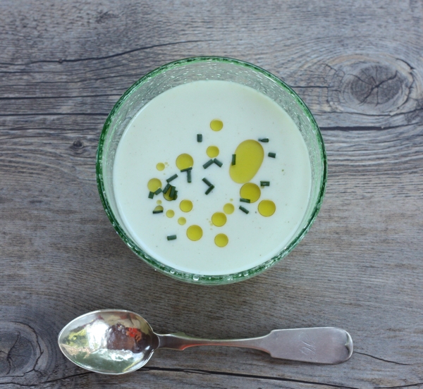 recipe for white gazpacho with grapes and cucumber | writes4food.com