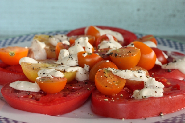 recipe for fresh tomatoes with easy tahini dressing | writes4food.com