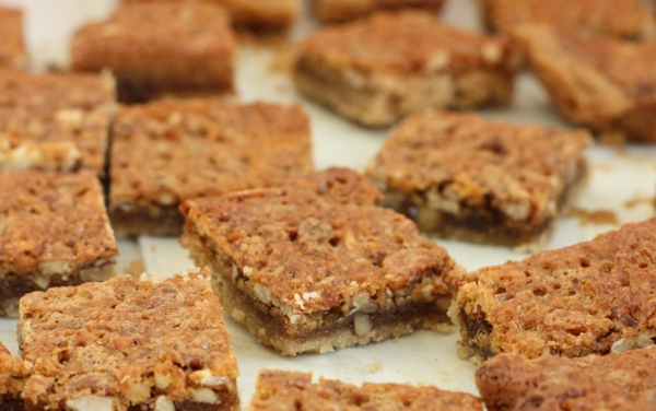 Pecan Pie Cookie Bars #writes4food