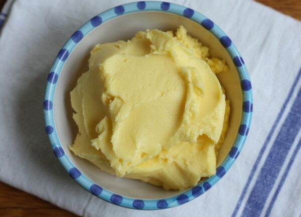 how to make homemade butter with heavy whipping cream | writes4food.com