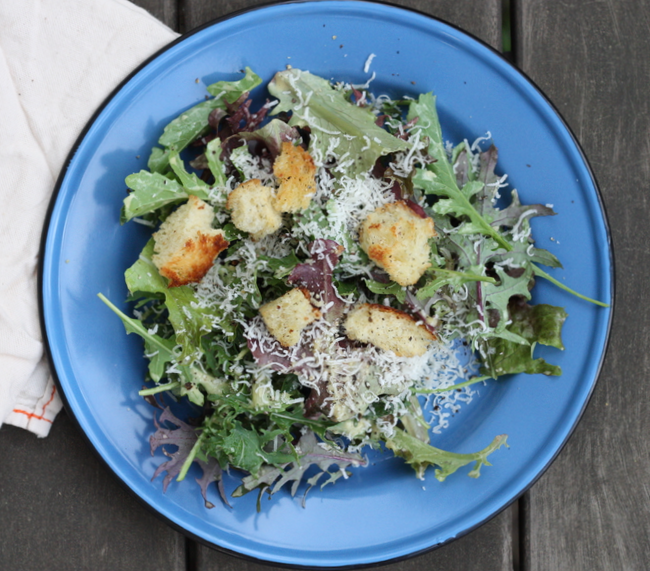 baby kale caesar salad recipe | writes4food.com